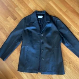 Oversized REAL leather blazer/jacket with pockets!